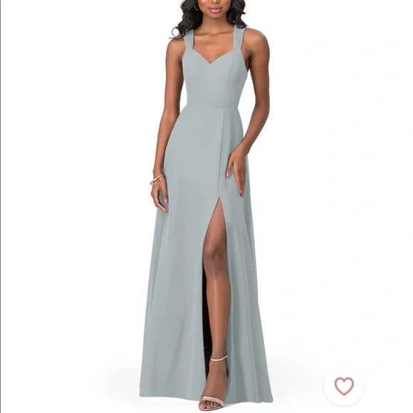 green emerald velvet dress Used Azazie AZ181 Wedding Dress